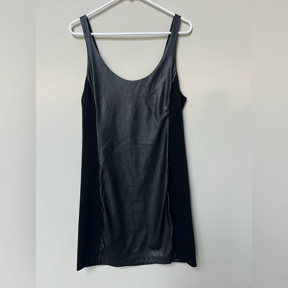 Free People Black Faux Leather Paneled Scoop Neck Sleeveless Mini Dress L EUC